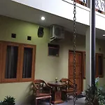 Pension Guest House Bandung
